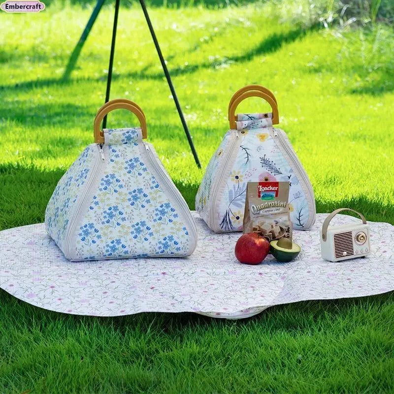 🧺 All-in-One Picnic Bag: Insulated Cooler + Detachable Waterproof Blanket💧