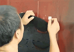 Hanging hat holder with multiple pockets
