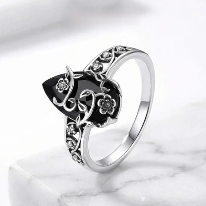 💎Bohemian Vintage Floral Vine Ring