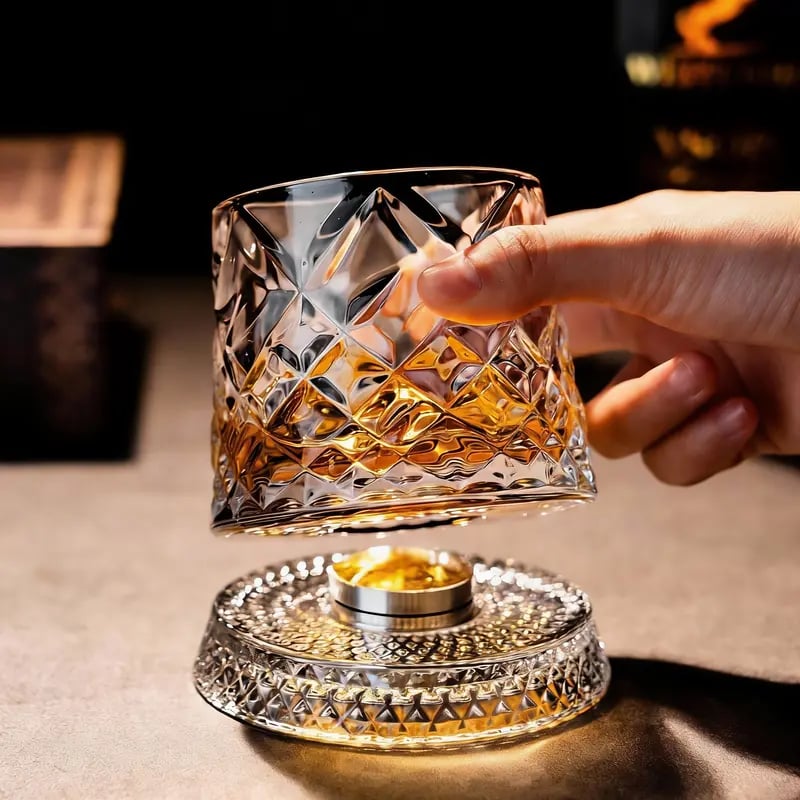 Luxury 360° Spinning Crystal Glass, elegant European-style bar supplies and gifts.