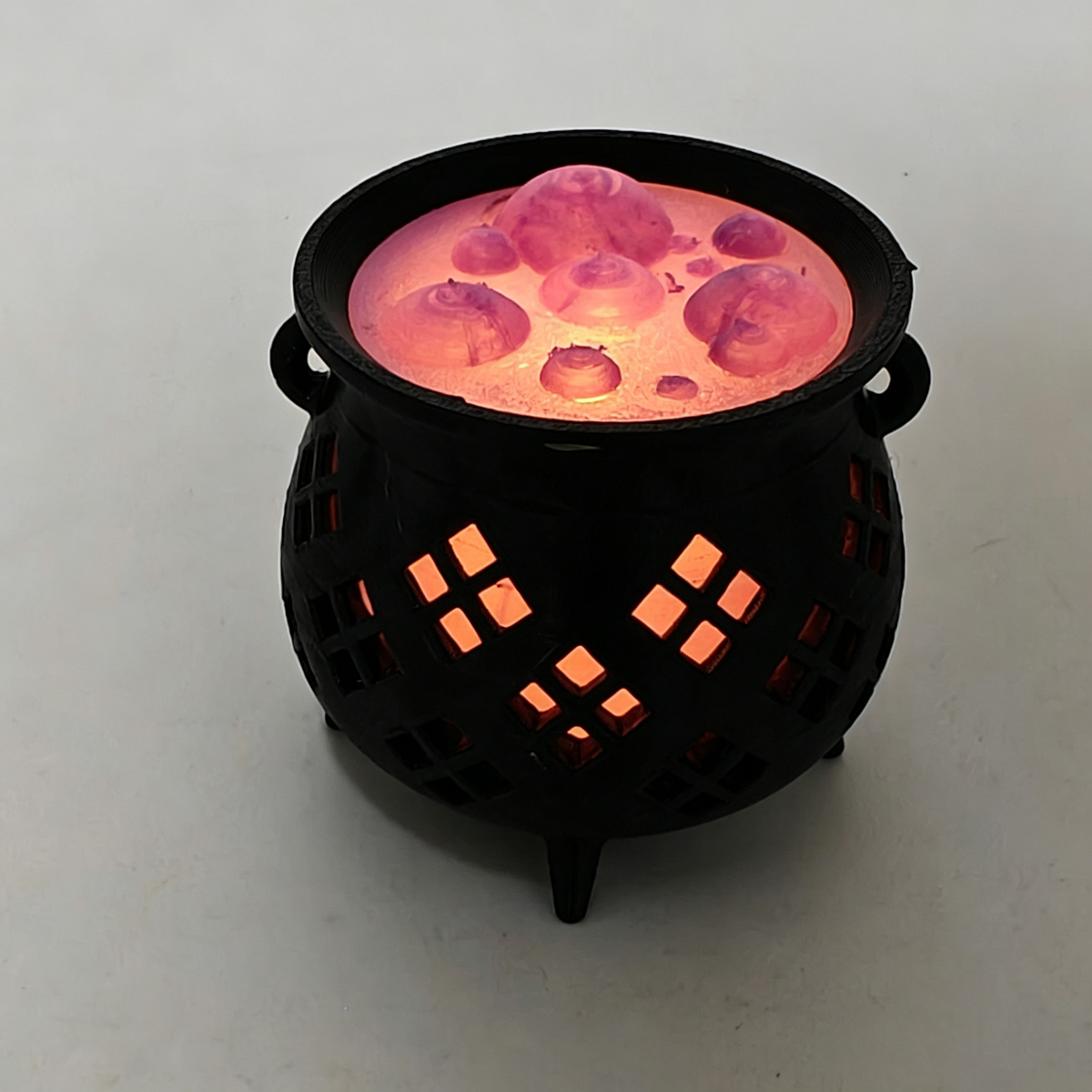 🧙‍♀️ Glowing Potion Cauldron Light