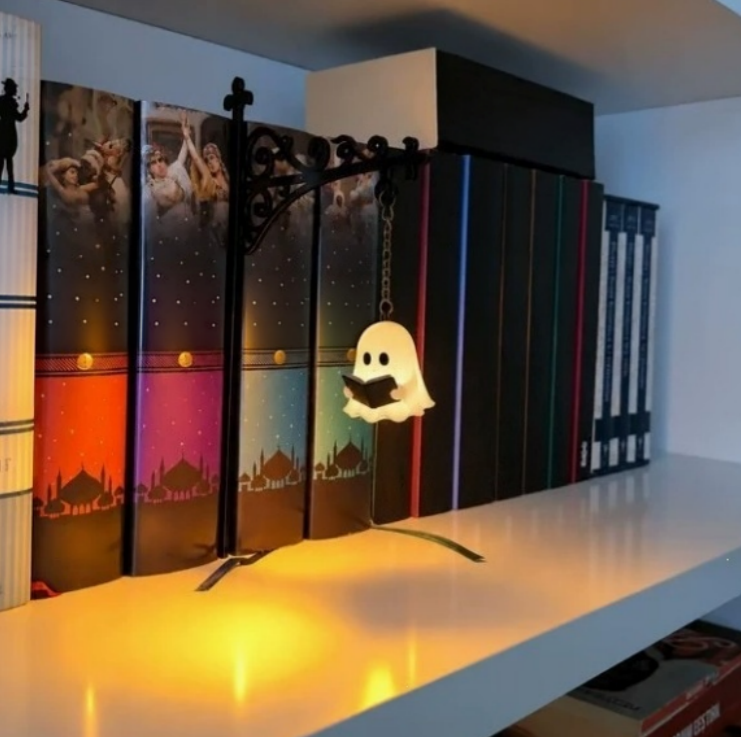 Library Lanterns - Decorative Bookshelf Lighting