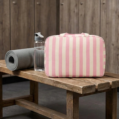 ✨Striped hanging travel toiletry bag