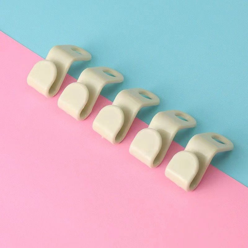 ✨ 100PCS Space-Saving Hanger Hooks – Maximize Your Closet Space in Seconds!
