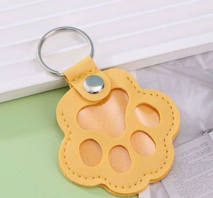 📢📢49% OFF !! ⏰🐾Pet Paw Shaped Leather Keychain