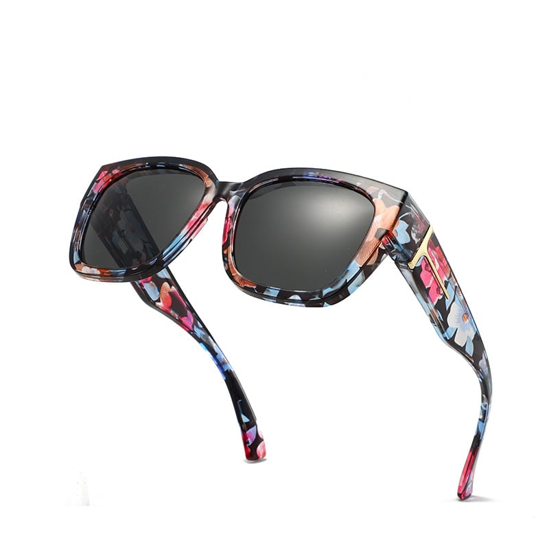 Gafas de sol polarizadas de espejo que se ajustan sobre las gafas para hombres y mujeres para conducir