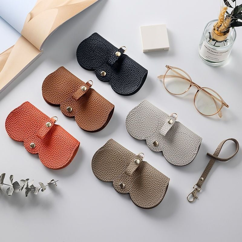 ✨Soft PU Leather Sunglasses Bag👓️