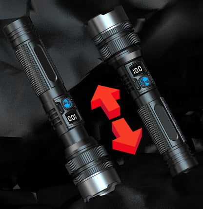 Flashlight with adjustable light range
