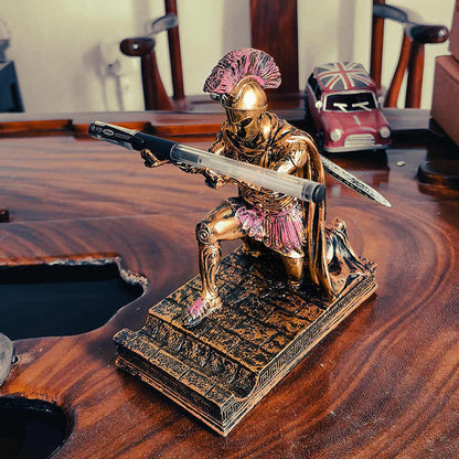 💯  🔥Greece commander statue desk decoration pen holder（15*10*6CM）