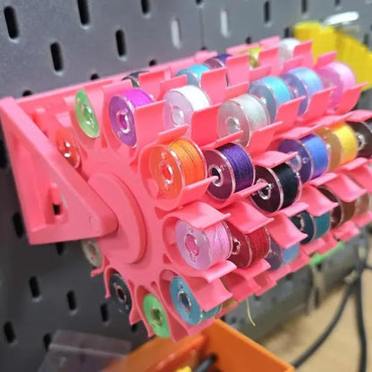 🔥Last Day 49% OFF - 🧵Rotating Bobbin Thread Organizer