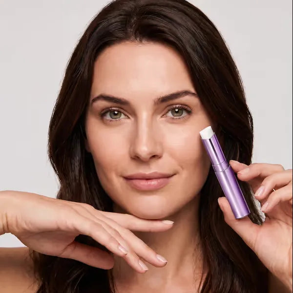 ⏳ LIMITED TIME ONLY! 🔥Self-Brush Color Adjusting Foundation Stick with SPF15