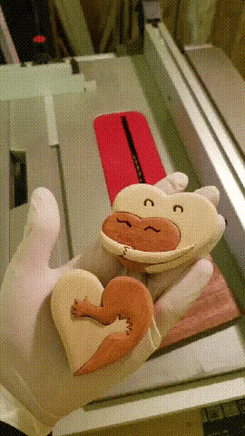 🌲 A Hug From My Heart For You (Handmade Wood Carvings)