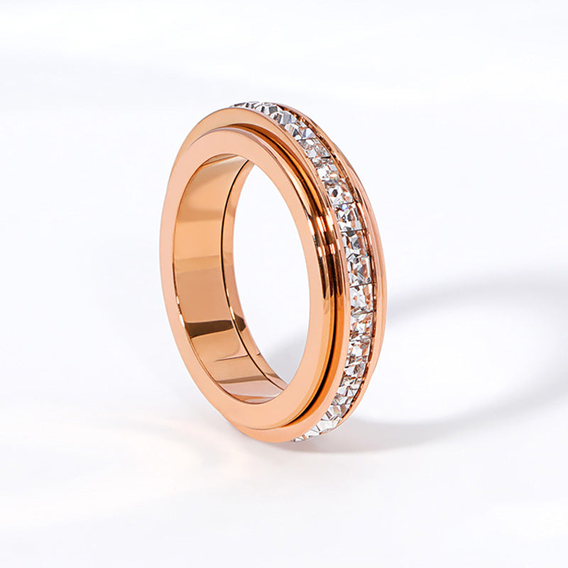 【📍Exquisite Collection📍】Titanium Steel Rotatable Spinner Ring with Zirconia💍