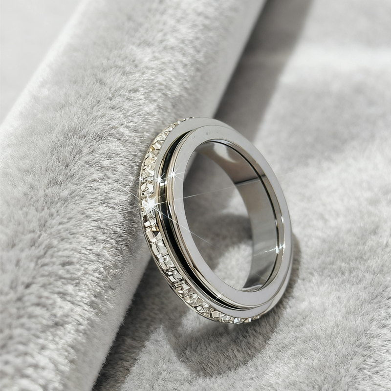 📢📢57%  OFF !! ⏰Titanium Steel Rotatable Spinner Ring with Zirconia